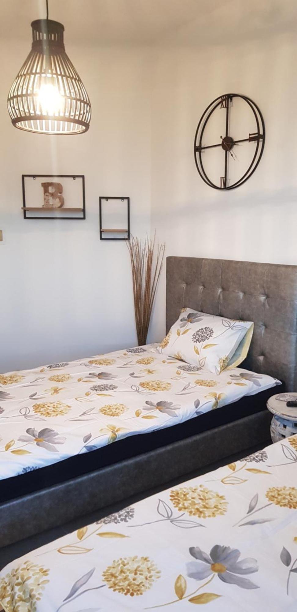 Sunshine Court Budget St. Paul's Bay Buitenkant foto