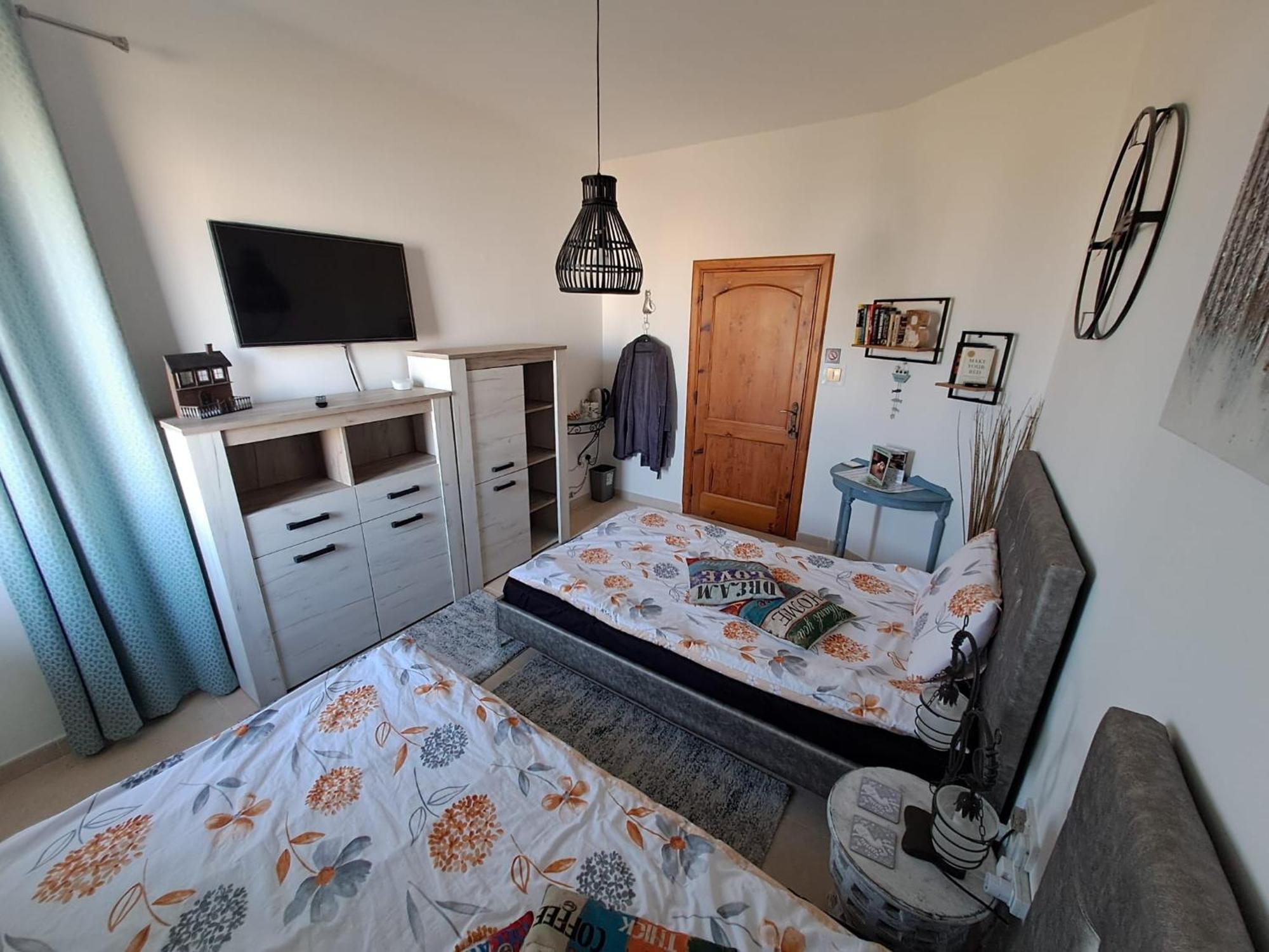 Sunshine Court Budget St. Paul's Bay Buitenkant foto
